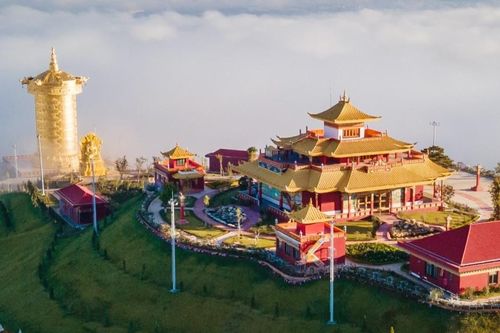 Làm rõ hoạt động của dự án có tháp dát vàng ở Lâm Đồng