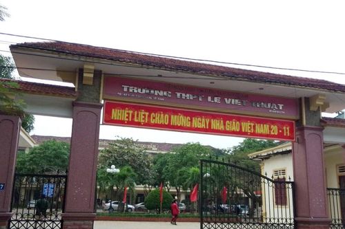 Công an xác minh clip nữ sinh cấp 3 ở Nghệ An bị đánh trong trường