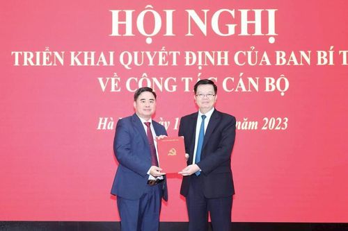 Bổ nhiệm ông Phạm Minh Tuấn làm Phó Tổng Biên tập phụ trách Tạp chí Cộng Sản