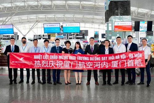 Thêm một hãng hàng không Trung Quốc mở đường bay thường lệ đến Hà Nội