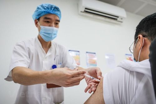 Ngày 18/4, ghi nhận 1.522 ca mắc mới COVID-19 và 102 ca phải thở ôxy