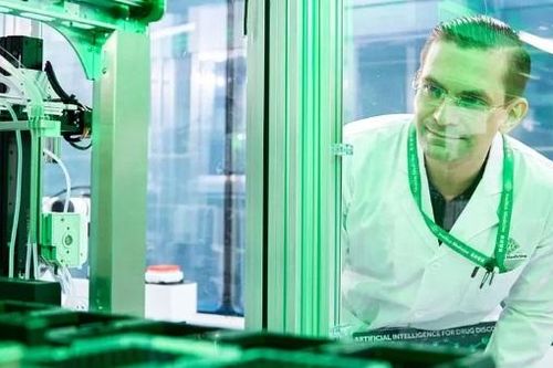 Sắp ghi nhận hàng loạt đột phá trong ngành công nghiệp dược phẩm nhờ ứng dụng AI