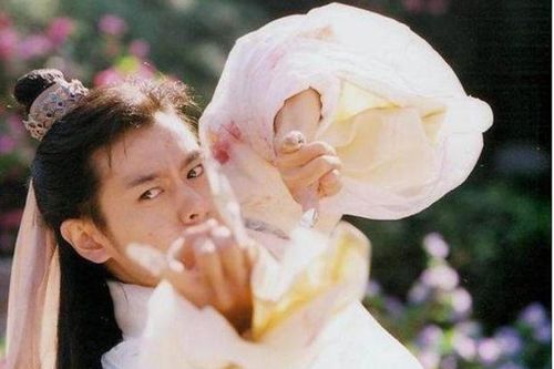 Lục mạch thần kiếm hay Độc cô cửu kiếm mới là môn võ mạnh nhất của Kim Dung?