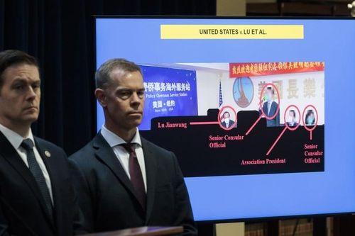 Mỹ bắt 2 nghi can điều hành 'đồn cảnh sát mật' Trung Quốc ở New York