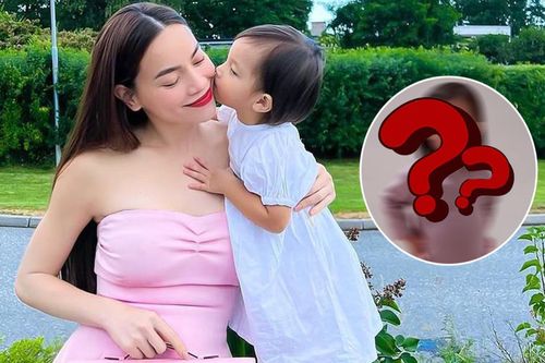 Còn nhỏ tuổi, Lisa nhà Hồ Ngọc Hà đã sở hữu kỹ năng đặc biệt chuẩn 'con nhà nòi'