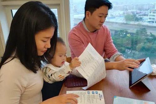 Dân số chạm đáy, Hàn Quốc thưởng nghìn đô cho người sinh con