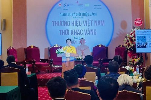 Chia sẻ quý giá từ cuốn sách đầu tiên về thương hiệu quốc gia Việt Nam