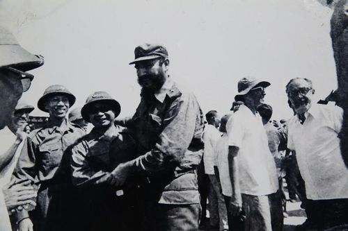 Bộ ảnh độc đáo về sự kiện đón Chủ tịch Fidel Castro thăm Quảng Trị (Phần 1)