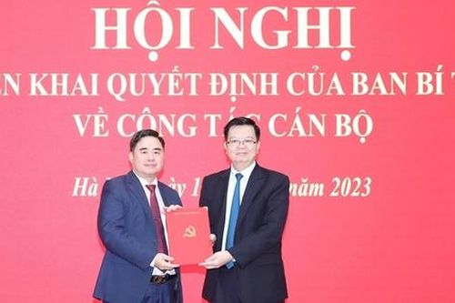 Ông Phạm Minh Tuấn giữ chức Phó Tổng Biên tập phụ trách Tạp chí Cộng sản