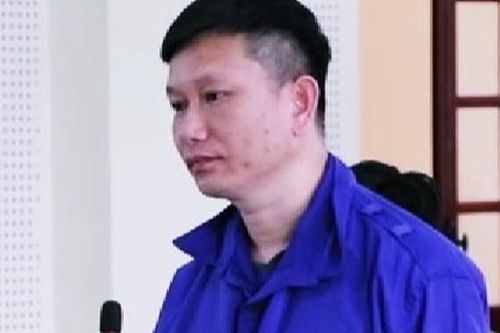 Thầy giáo lừa 14 người 'chạy việc', chiếm đoạt tiền tỷ