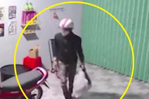 Camera ghi hình tên trộm đột nhập tiệm làm tóc