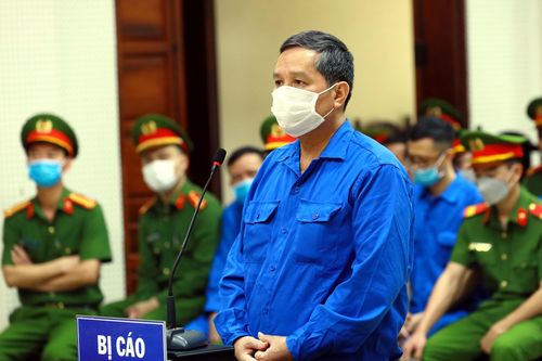 Xét xử cựu chủ tịch UBND thành phố Hạ Long