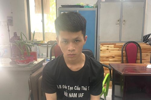 Cô gái ở TP.HCM bị tống tiền bằng hình khỏa thân