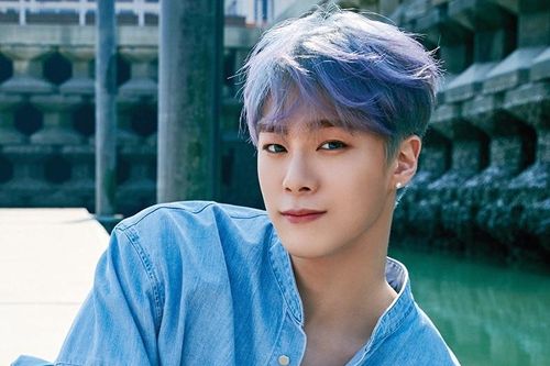 Ca sĩ Moonbin qua đời ở tuổi 25