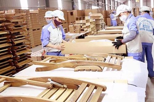 Cạn tiền, đói đơn hàng, doanh nghiệp chật vật duy trì sản xuất kinh doanh