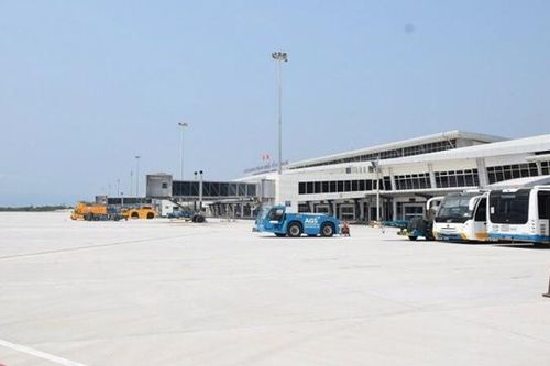 Hoàn thành nâng cấp sân đỗ Cảng hàng không Cam Ranh