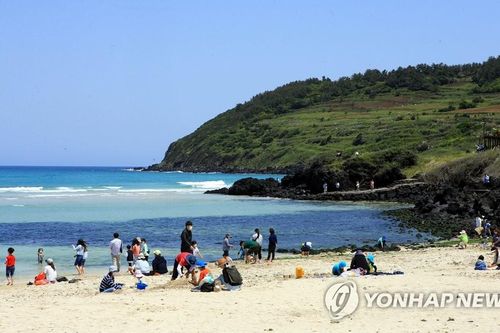 Vì sao Hàn Quốc dự định thu phí du khách khi tới đảo Jeju?