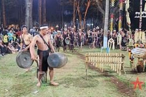 Cồng chiêng '0 đồng'