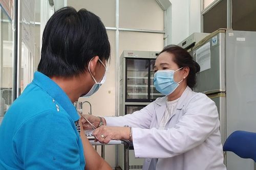 TPHCM: Số ca nhập viện do Covid-19 tăng