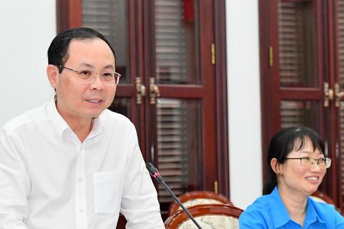 TPHCM đề xuất tăng thêm 77 biên chế cán bộ công đoàn