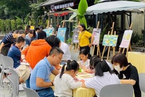 Nhiều hoạt động tại Phố Sách Hà Nội dịp cuối tuần