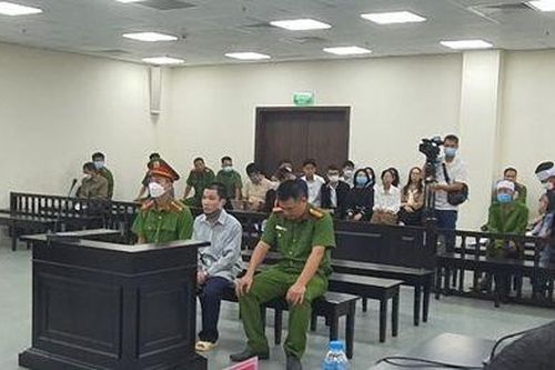Y án tử hình với kẻ đóng 10 chiếc đinh vào đầu bé gái 3 tuổi