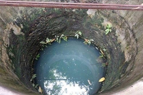 Nghệ An: Phát hiện nam sinh lớp 12 tử vong dưới giếng