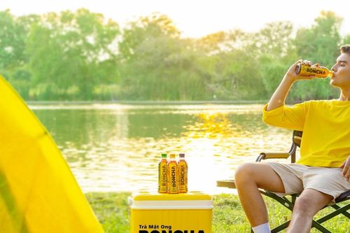 Giới trẻ đón hè thanh mát cùng trà mật ong