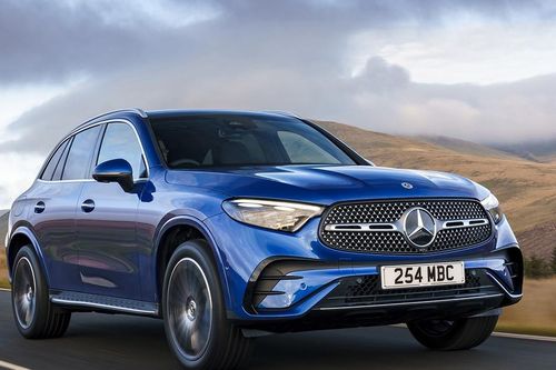 Mercedes-Benz GLC 2023 giá cao hơn bản cũ gần 300 triệu đồng