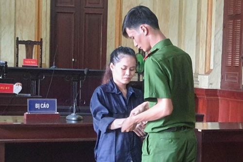 Cùng bạn trai đi cướp xe, nữ sinh viên sư phạm nhận kết đắng