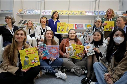 Khai mạc một trong những hội chợ sách lớn nhất thế giới tại London (Anh)