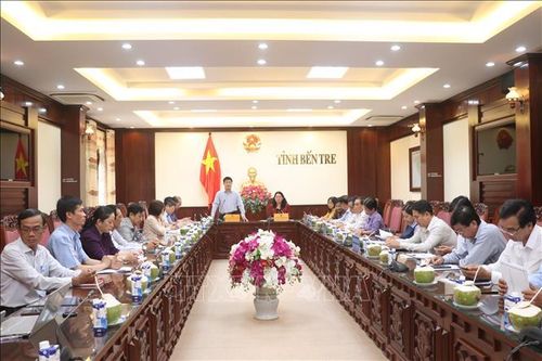 Bến Tre đạt chuẩn phổ cập giáo dục cấp Trung học cơ sở mức độ 2