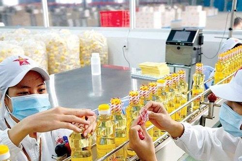 'Vua dầu ăn' Vocarimex báo lãi kỷ lục