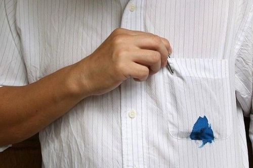 Những mẹo vặt liên quan đến quần áo sẽ 'cứu nguy' cho bạn