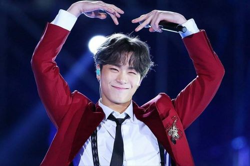 Trước khi qua đời, Moonbin từng chia sẻ: 'Mình hứa sẽ sống thật tốt và hạnh phúc'