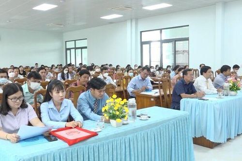 Châu Phú chú trọng xây dựng Đảng