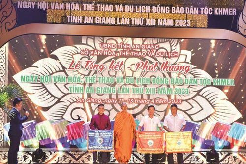 Phát huy bản sắc văn hóa Khmer