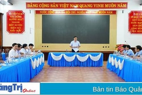 Đoàn giám sát của HĐND tỉnh làm việc với huyện Hướng Hóa