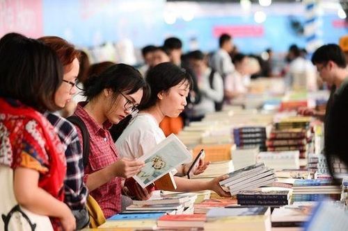 Hướng tới Ngày sách Việt Nam 21/4