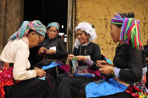 Bảo tồn di sản và sáng tạo từ cộng đồng