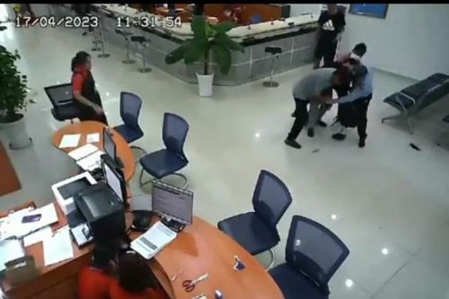 Vì sao Samcombank Bàu Bàng 'thoát' được vụ nổ súng cướp tiền?
