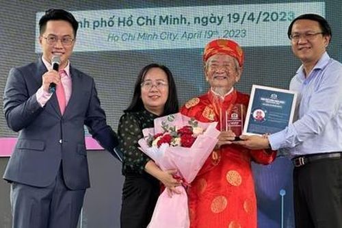 Giao lưu, giới thiệu bộ sách Gia Định - Sài Gòn - TPHCM: Dặm dài lịch sử (1698 - 2020)