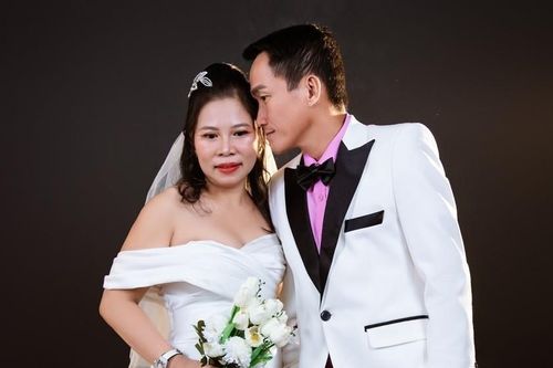 Cặp đôi U50 quyết định về chung nhà chỉ sau nửa tháng gặp nhau tại 'Hẹn ăn trưa'