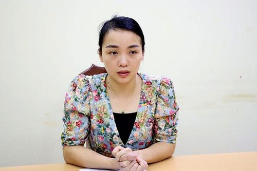 Khởi tố nữ nhân viên văn phòng đi xe SH giật tiền của người bán xăng ở Lai Châu
