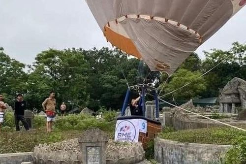 Khinh khí cầu đáp xuống nghĩa trang, Sở Du lịch Thừa Thiên - Huế nói gì?