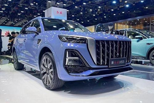 Cận cảnh Hồng Kỳ HS5 giá mềm, 'đối thủ' của Hyundai SantaFe 2023