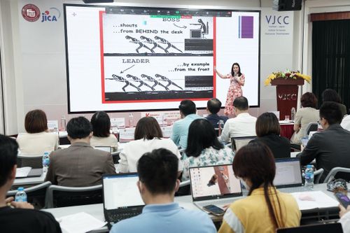 Trường đại học với ổn định kinh tế và chuyển đổi kinh doanh