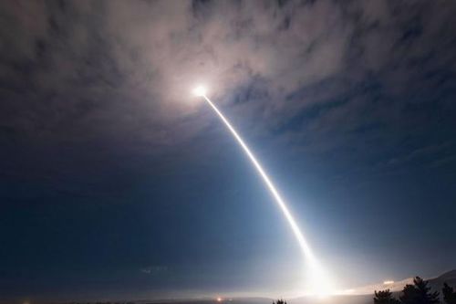 Mỹ phóng tên lửa đạn đạo xuyên lục địa Minuteman III