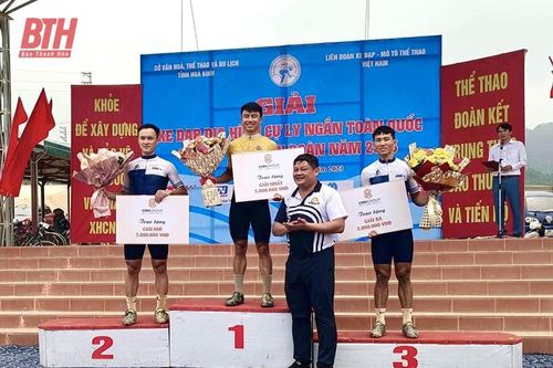 VĐV Nguyễn Văn Lãm của Thanh Hóa giành chiến thắng tại Giải xe đạp địa hình cự ly ngắn - Cup Liên đoàn 2023