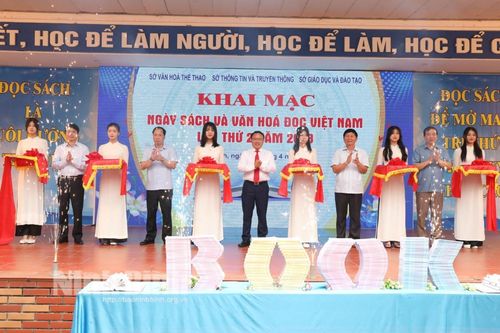 Khai mạc Ngày sách và văn hóa đọc Việt Nam tỉnh Ninh Bình lần thứ 2 năm 2023